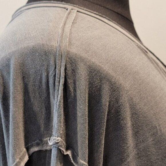 Fab'rik Tunic Top Women's Medium Gray Tie Dye Hi-Lo Stretch Tie Dye Reverse Seam - Picture 6 of 10